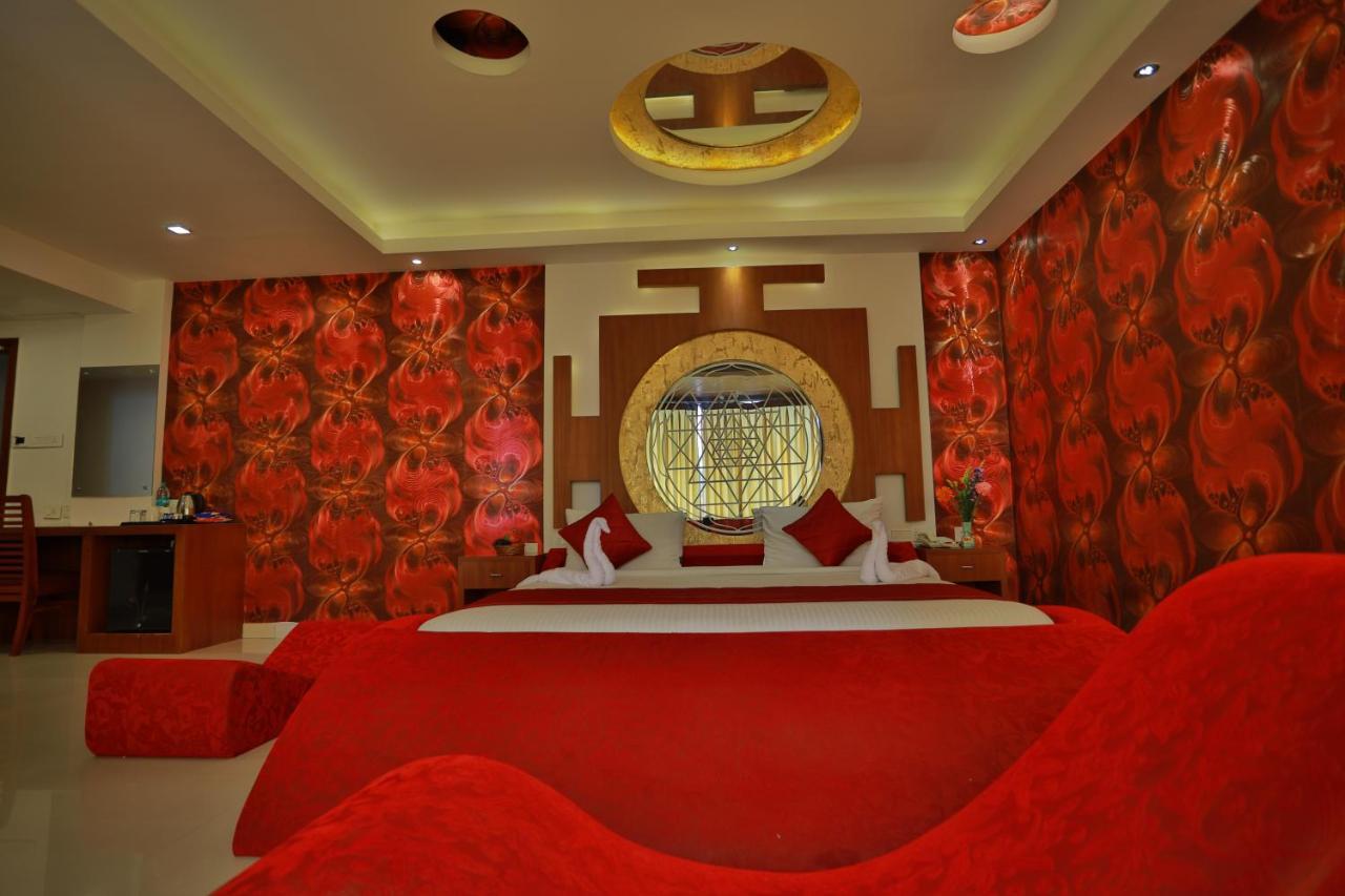 Sea View Resort-& Spa Cherai Cherai Beach Exterior photo